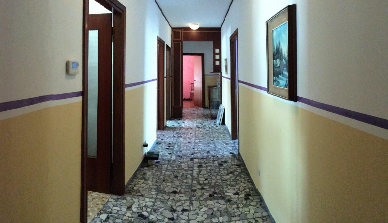 Chowdhury House Unit 2 Mestre Exterior photo